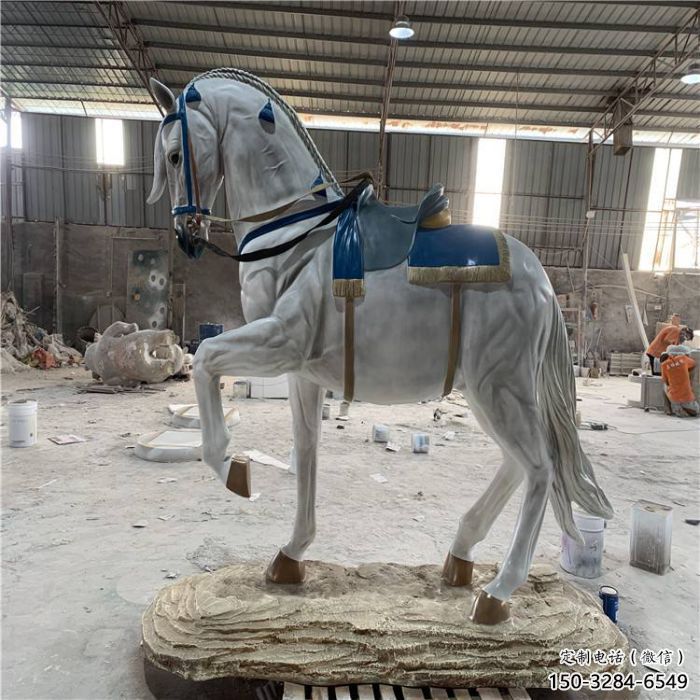 酒店戰(zhàn)馬雕塑，家禽主題，彩繪工藝